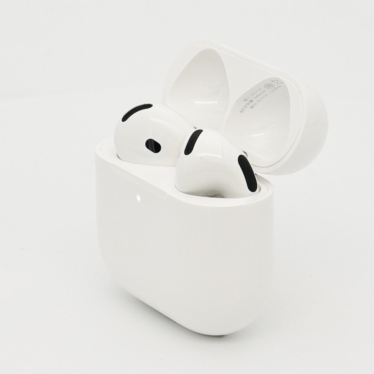 99新 Apple AirPods 4 (支持主動降噪) 白色