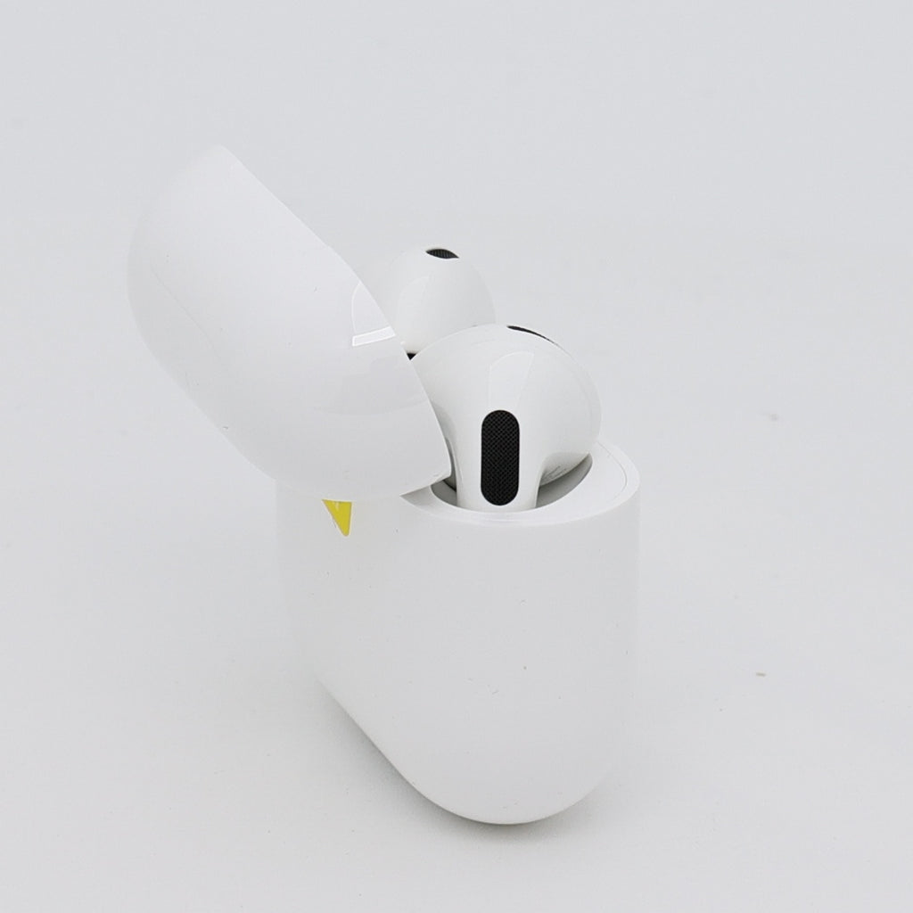 99新 Apple AirPods 5 白色