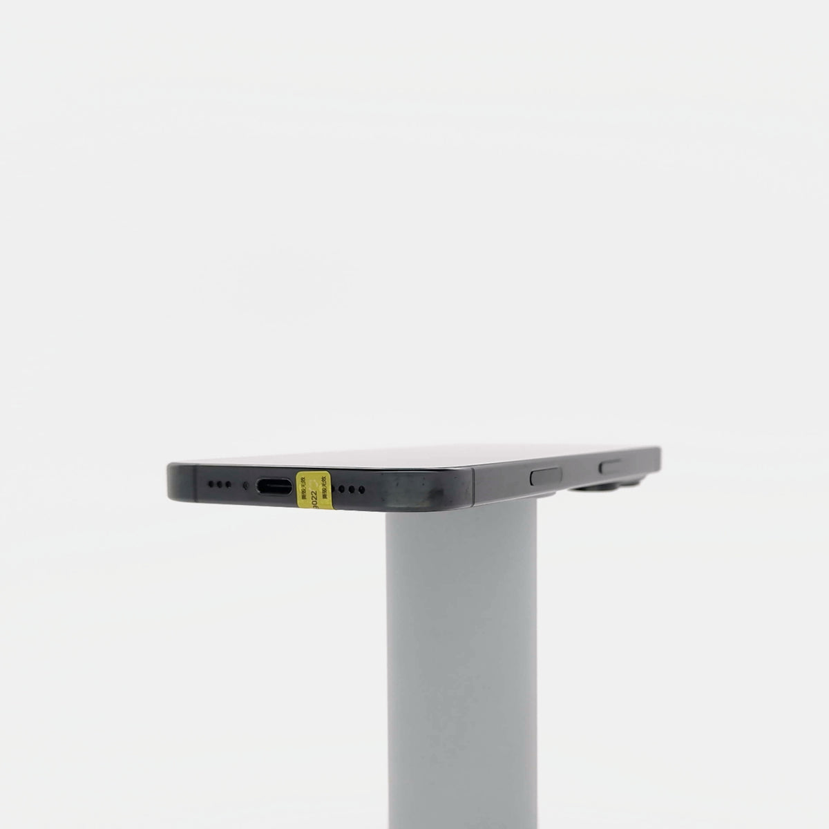 95新 Apple iPhone 16 Pro 128G 黑色鈦金屬 中國大陸版
