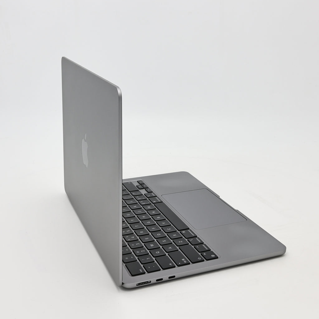 95新 Apple MacBook Air 22年 13寸 M2（8+10核） 8G RAM 512G SSD 深空灰色