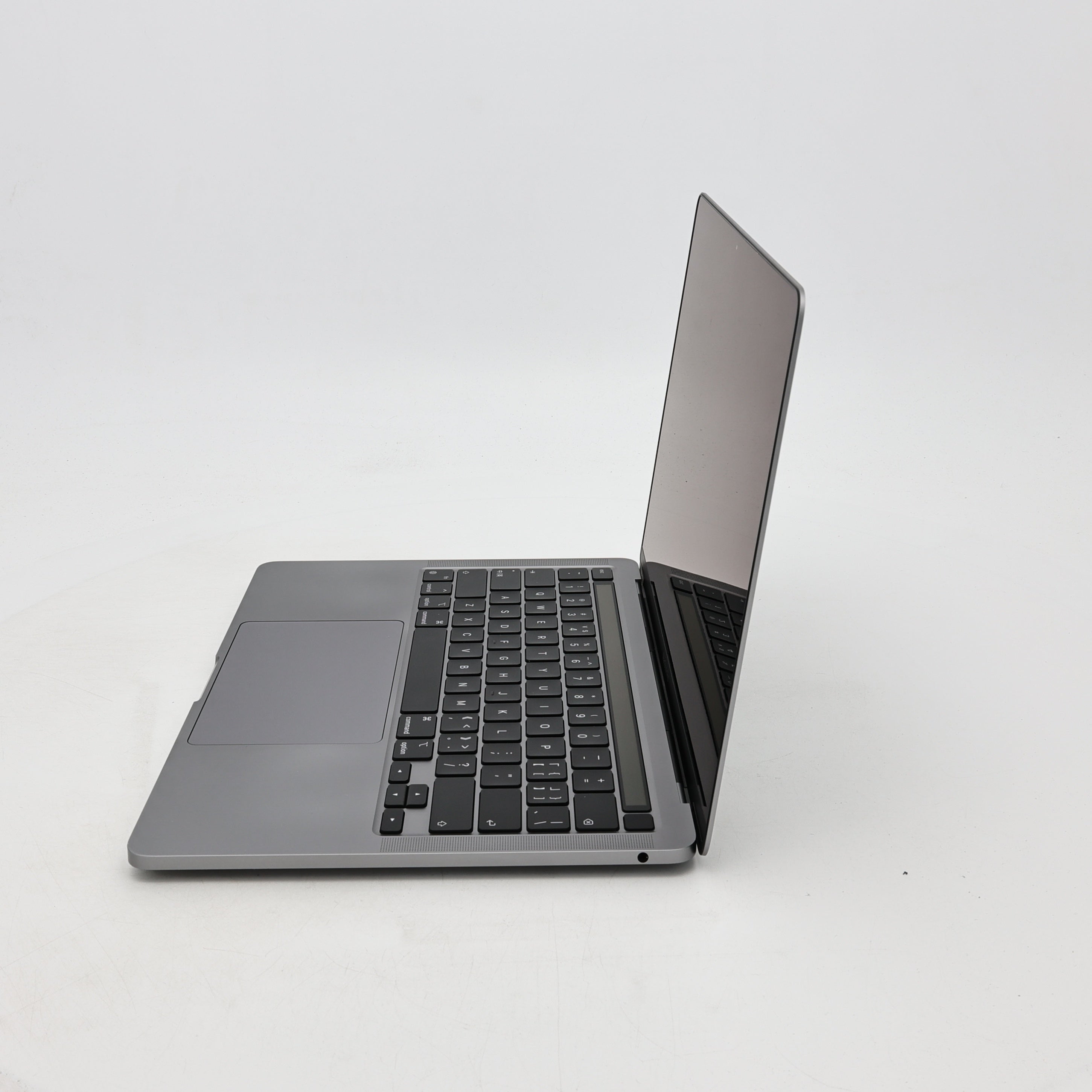 95新 Apple MacBook Pro 22年 13寸 M2（8+10核） 8G RAM 512G SSD 深空灰色