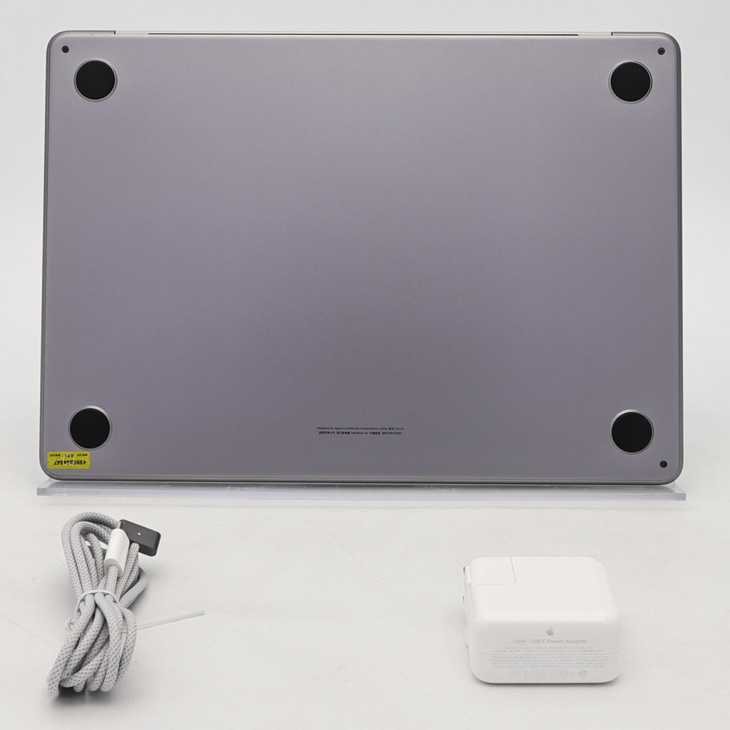 99新 Apple MacBook Air 24年 13寸 M3（8+8核） 8G RAM 256G SSD 深空灰色