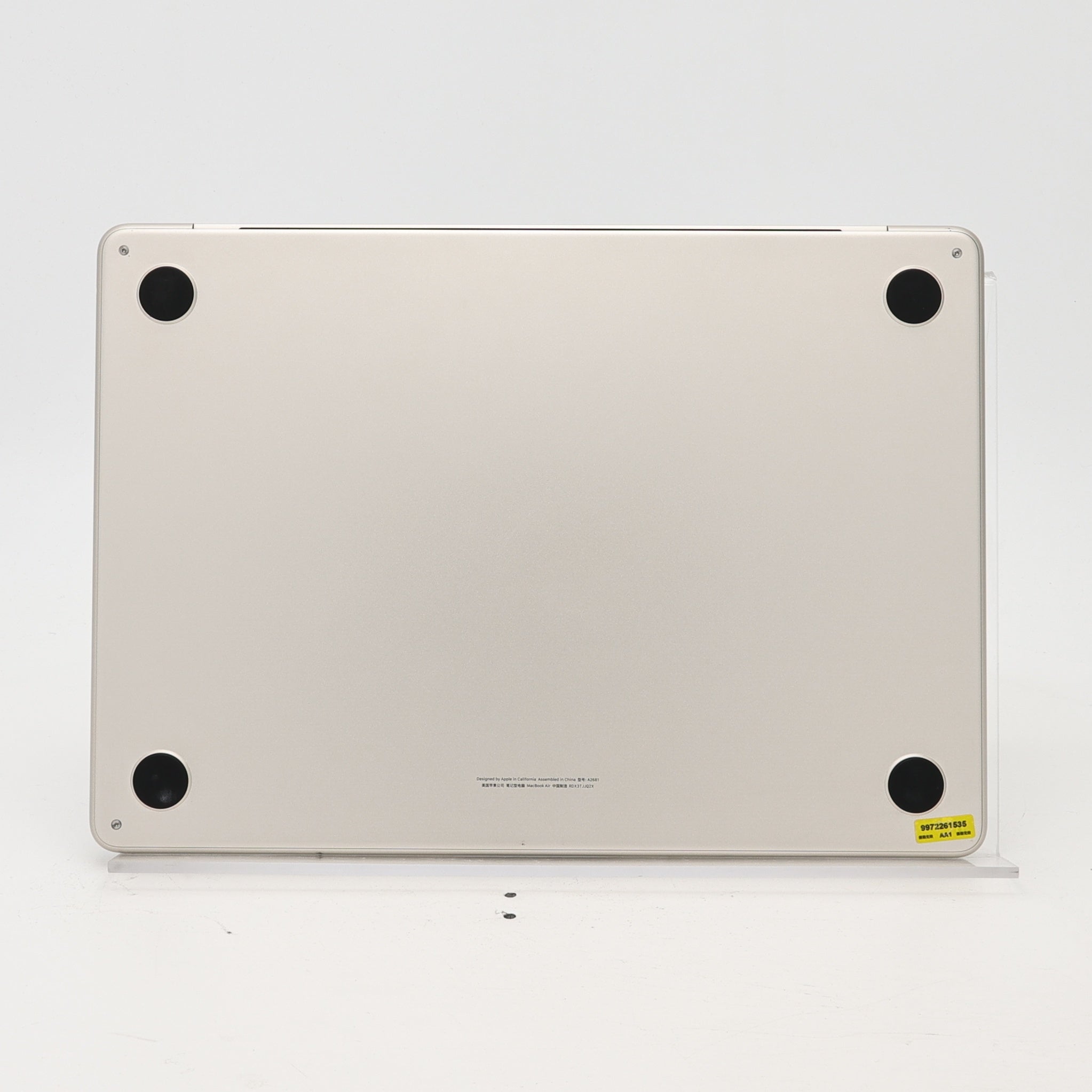 95新 Apple MacBook Air 22年 13寸 M2（8+8核） 8G RAM 256G SSD 星光色