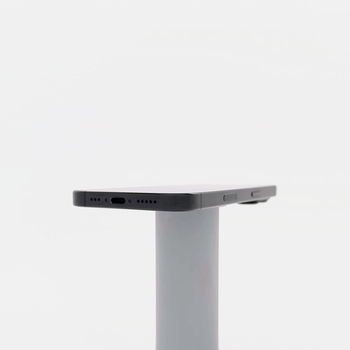 95新 Apple iPhone 16 Pro 128G 黑色鈦金屬 中國大陸版