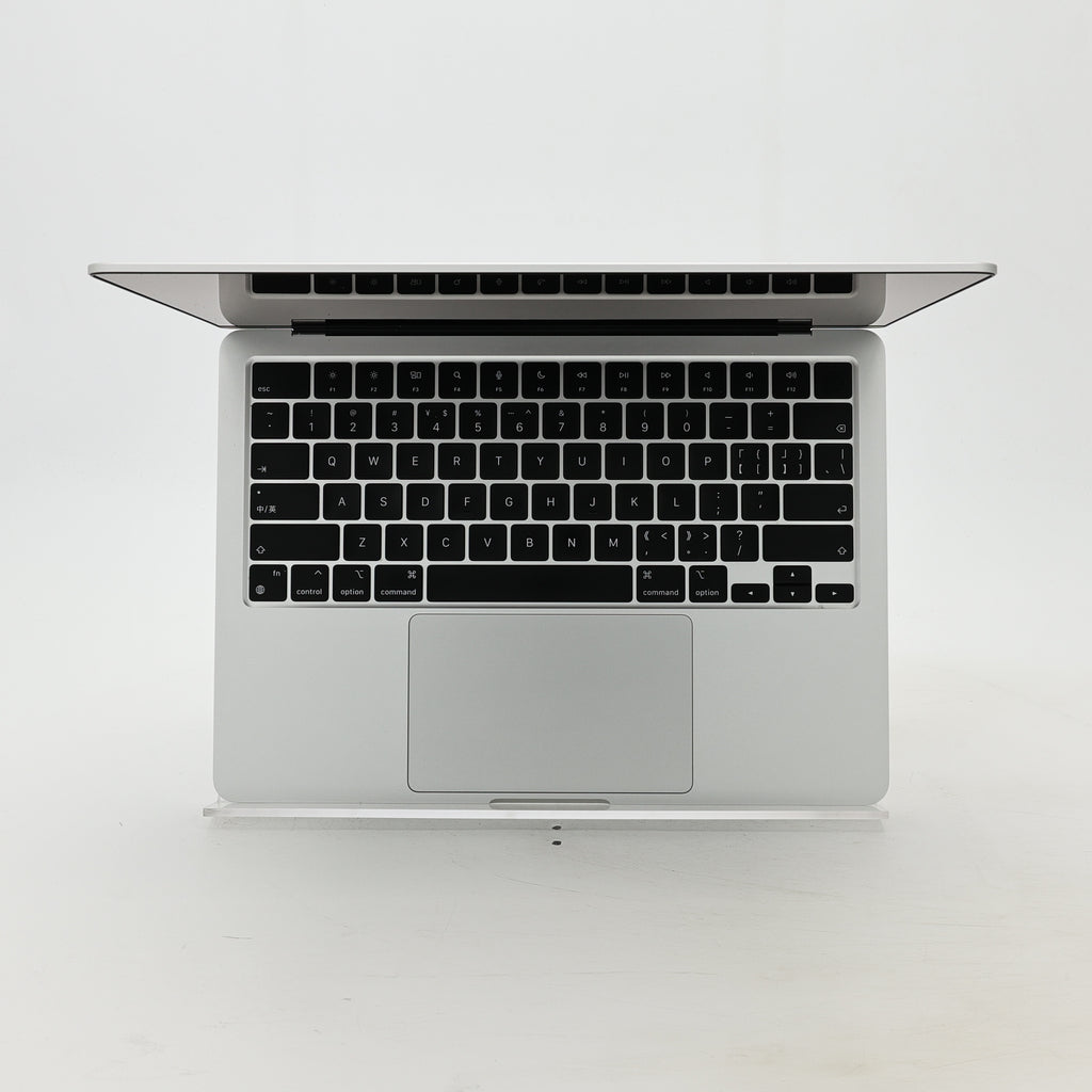 95新 Apple MacBook Air 22年 13寸 M2（8+8核） 8G RAM 256G SSD 銀色
