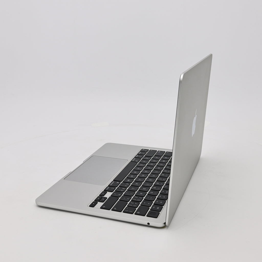 95新 Apple MacBook Air 22年 13寸 M2（8+8核） 8G RAM 512G SSD 銀色