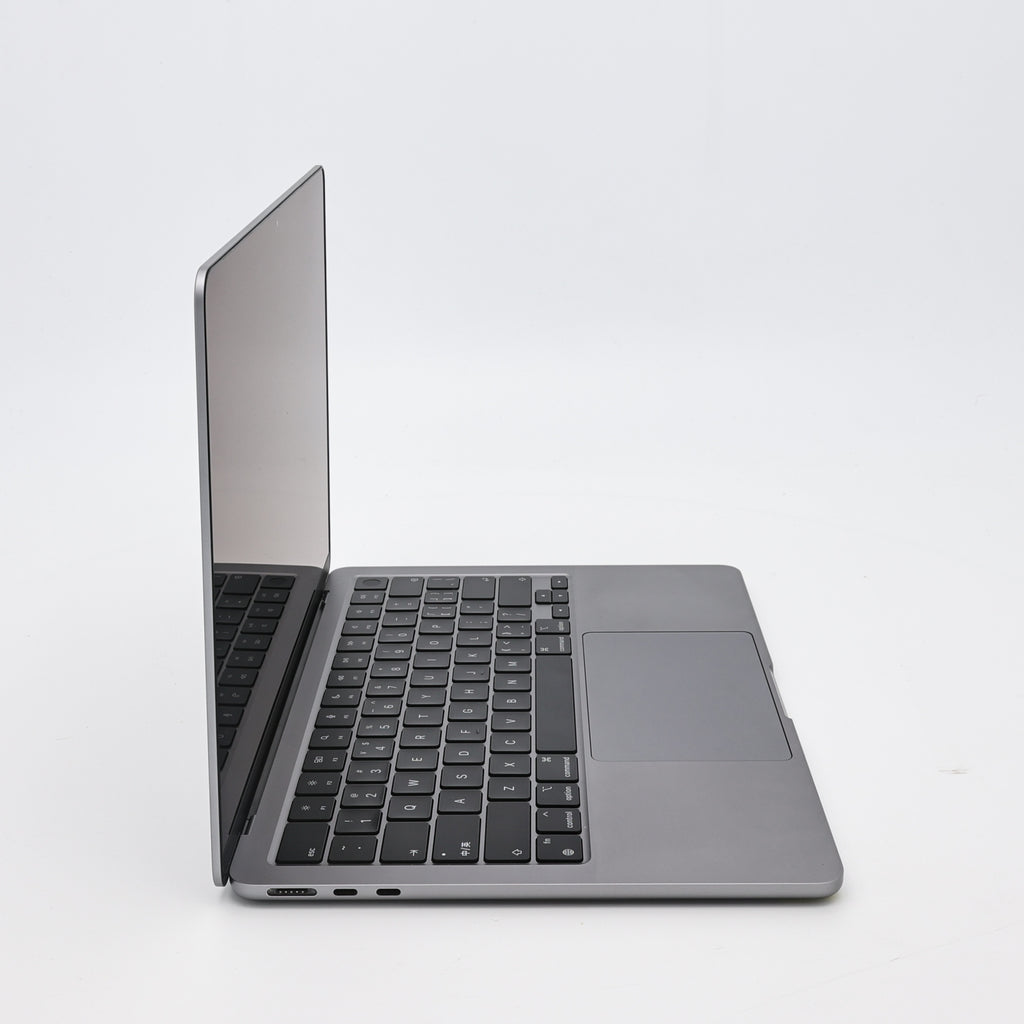 95新 Apple MacBook Air 22年 13寸 M2（8+8核） 8G RAM 256G SSD 深空灰色