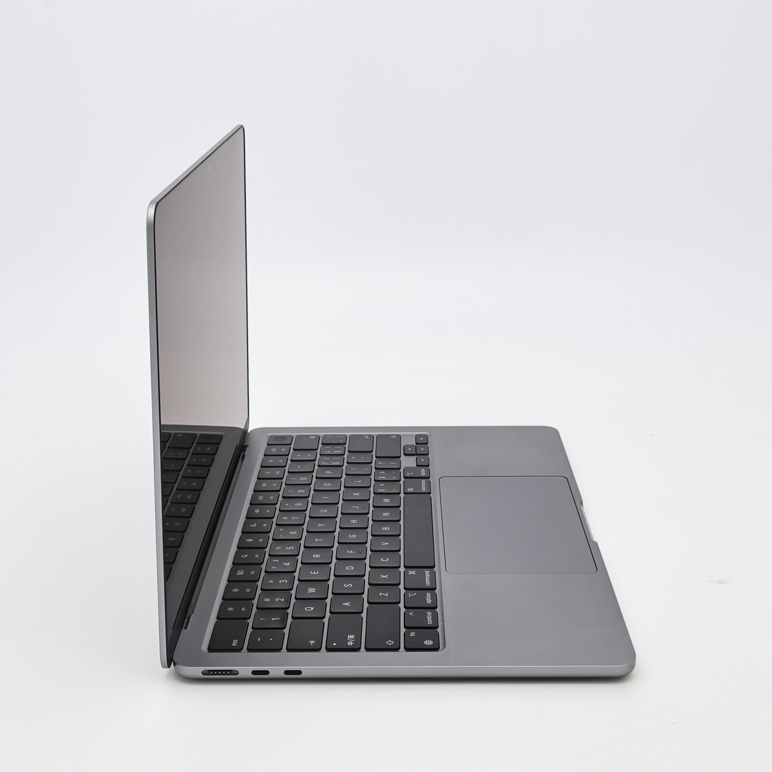 95新 Apple MacBook Air 22年 13寸 M2（8+8核） 8G RAM 256G SSD 深空灰色
