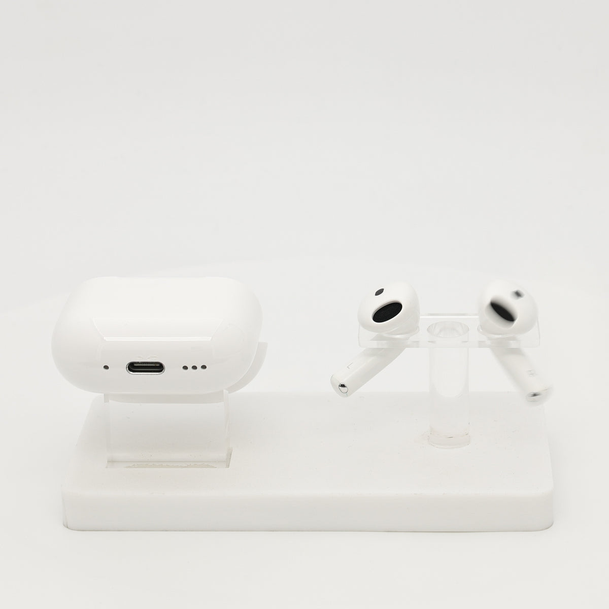 99新 Apple AirPods 4 (支持主動降噪) 白色