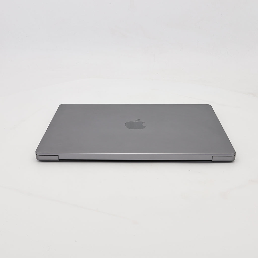 95新 Apple MacBook Pro 23年 14寸 M3（8+10核） 8G RAM 512G SSD 深空灰色
