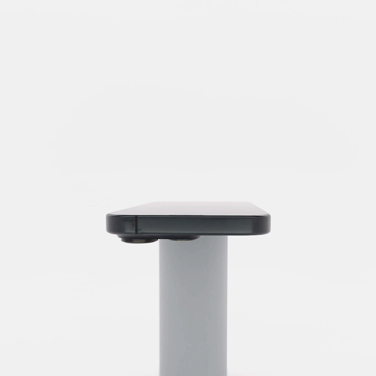 95新 Apple iPhone 16 Pro 128G 黑色鈦金屬 中國大陸版