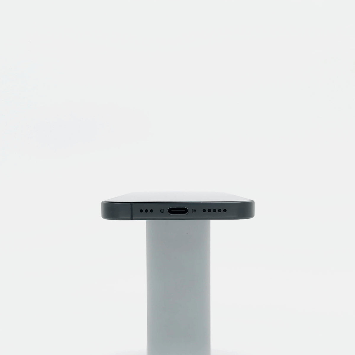 95新 Apple iPhone 16 Pro 128G 黑色鈦金屬 中國大陸版