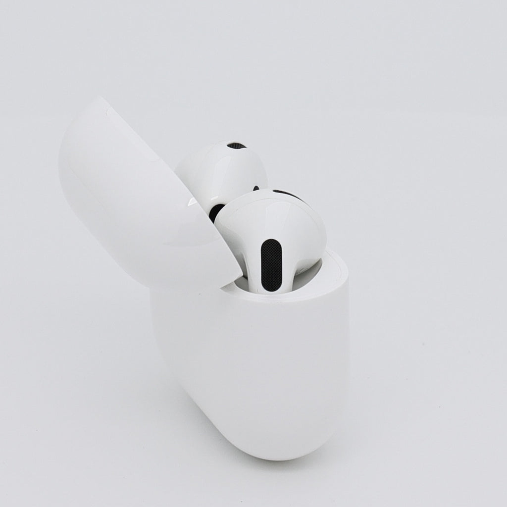 99新 Apple AirPods 5 白色