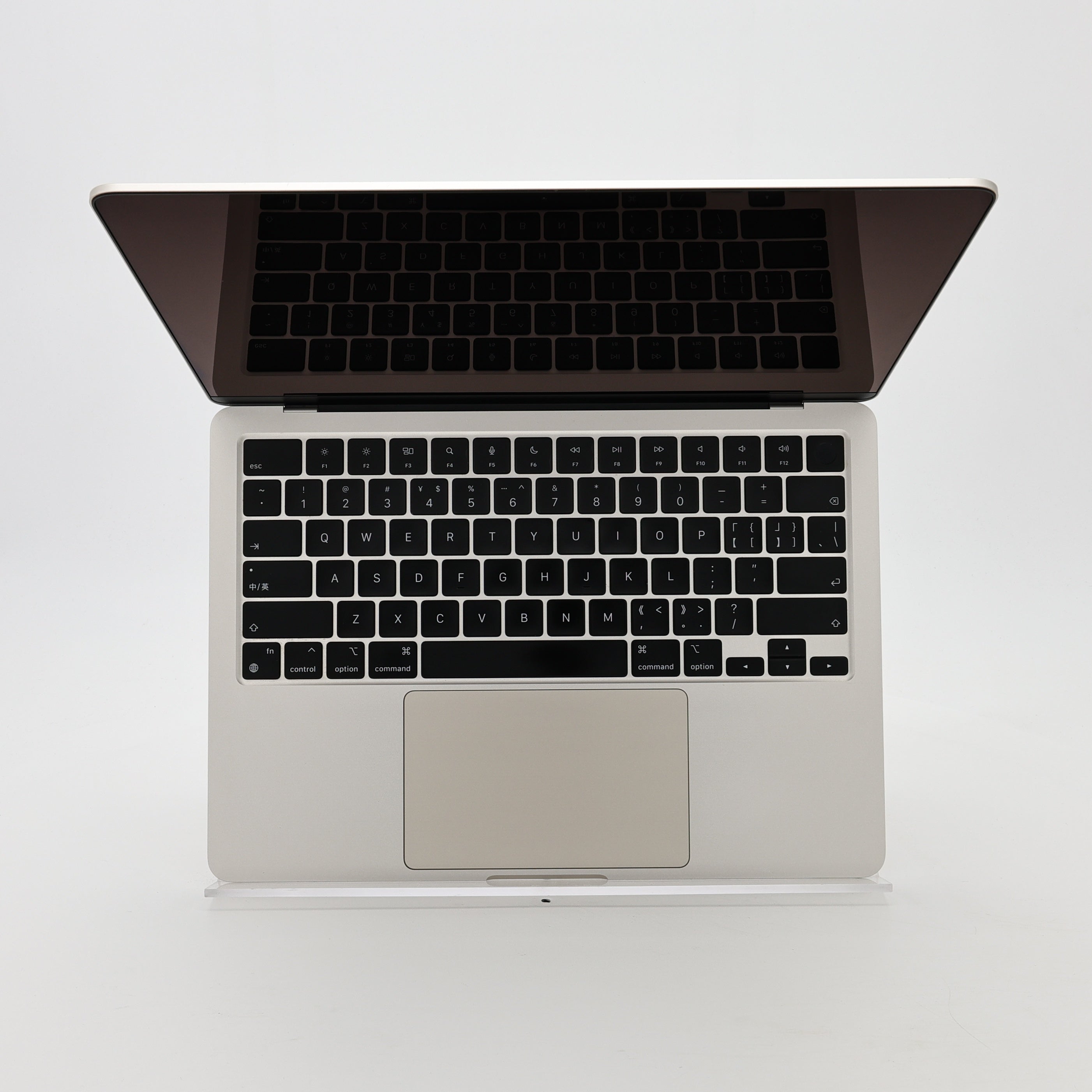 95新 Apple MacBook Air 22年 13寸 M2（8+8核） 8G RAM 256G SSD 星光色