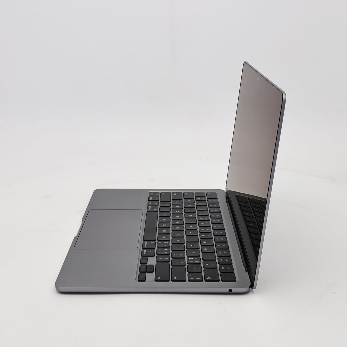 95新 Apple MacBook Air 24年 13寸 M3（8+8核） 8G RAM 256G SSD 深空灰色