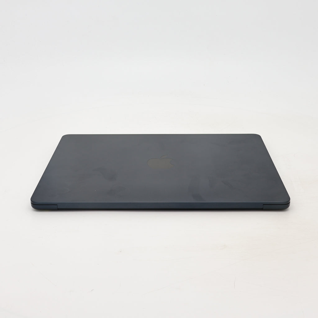 95新 Apple MacBook Air 22年 13寸 M2（8+10核） 8G RAM 512G SSD 午夜色