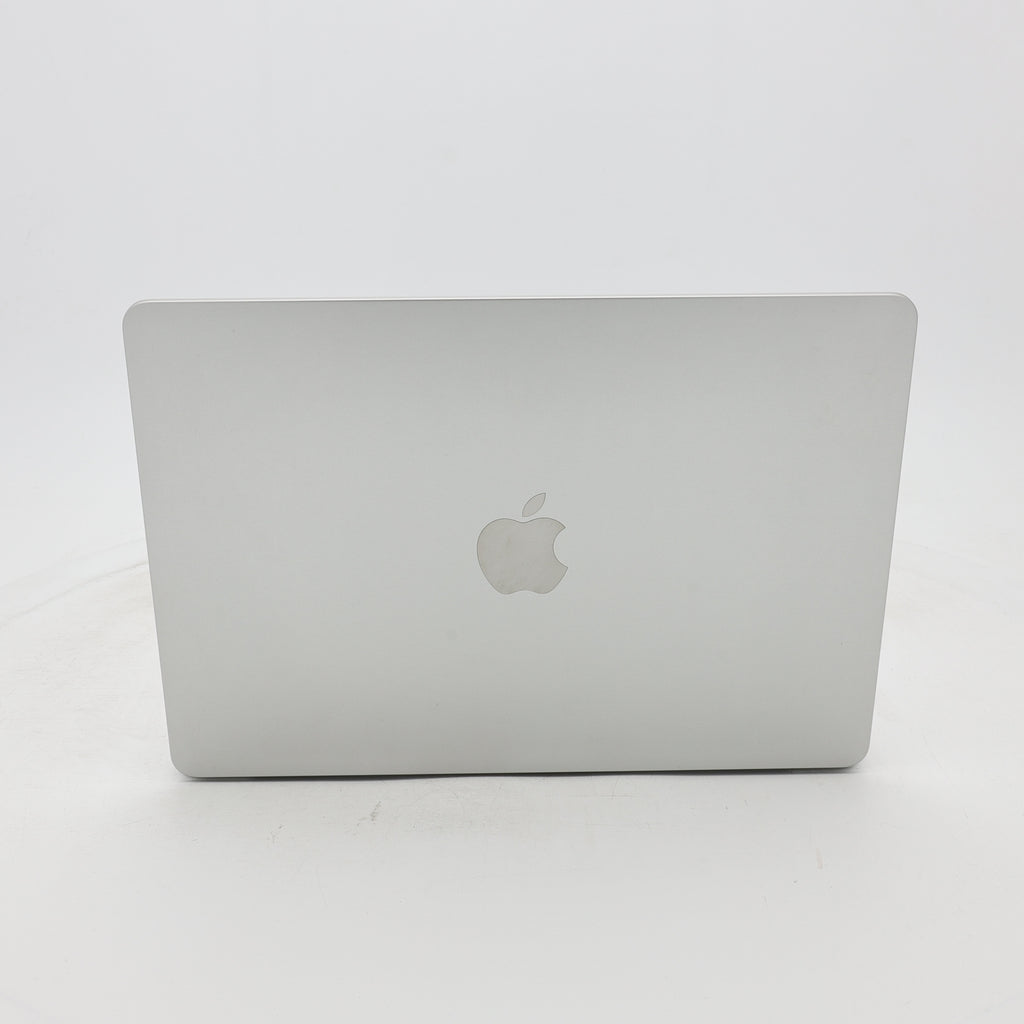 95新 Apple MacBook Air 22年 13寸 M2（8+8核） 8G RAM 256G SSD 銀色