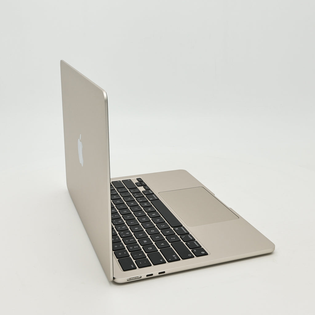 95新 Apple MacBook Air 24年 13寸 M3（8+8核） 8G RAM 256G SSD 星光色