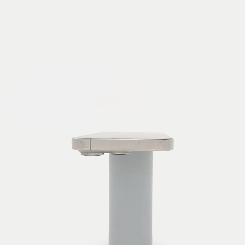 95新 Apple iPhone 16 Pro 128G 原色鈦金屬 中國大陸版