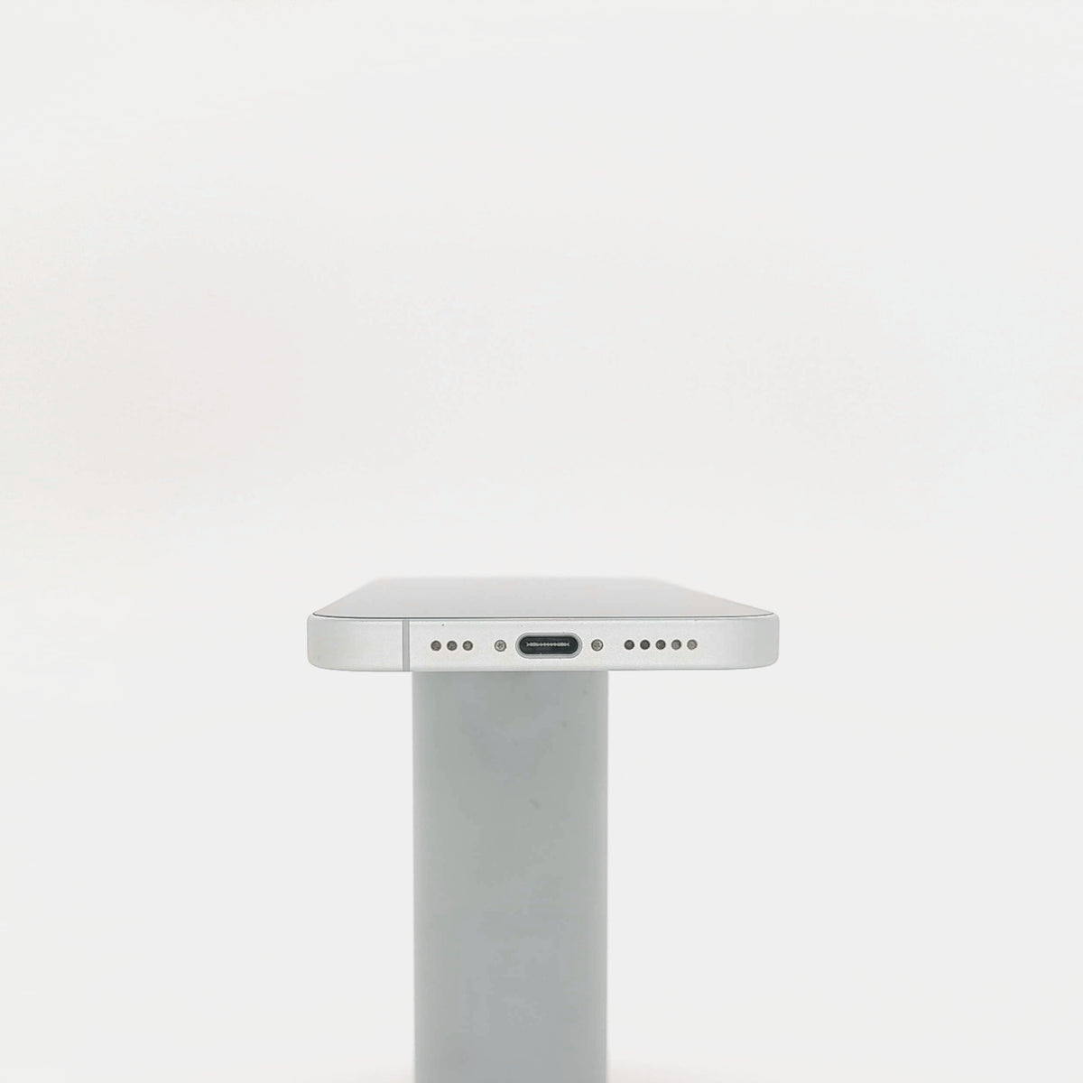 95新 Apple iPhone 16 128G 白色 中國大陸官換機