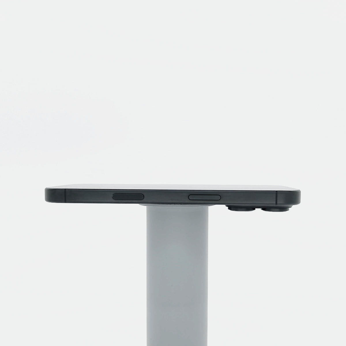 95新 Apple iPhone 16 Pro 128G 黑色鈦金屬 中國大陸版