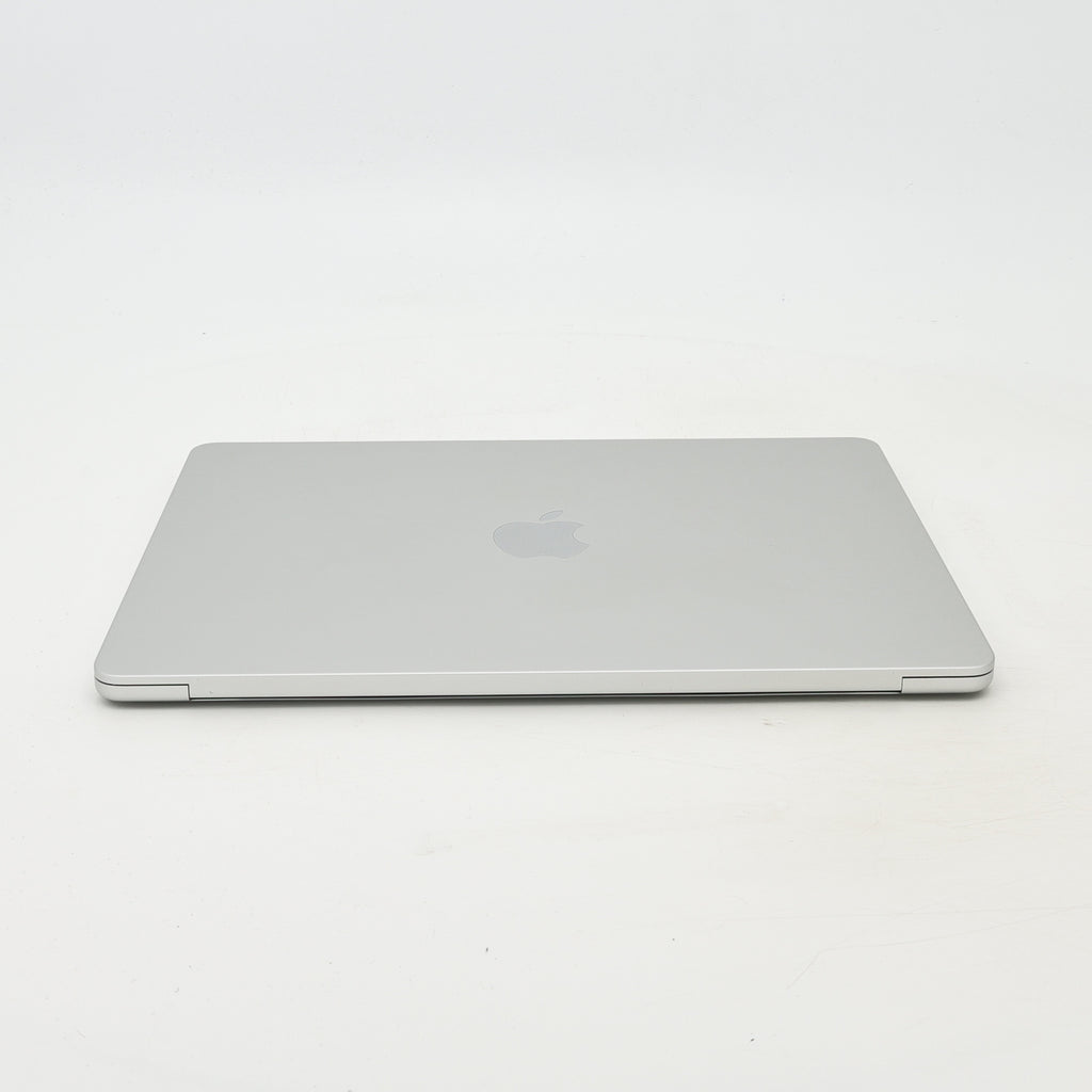 95新 Apple MacBook Air 24年 13寸 M3（8+8核） 8G RAM 256G SSD 銀色