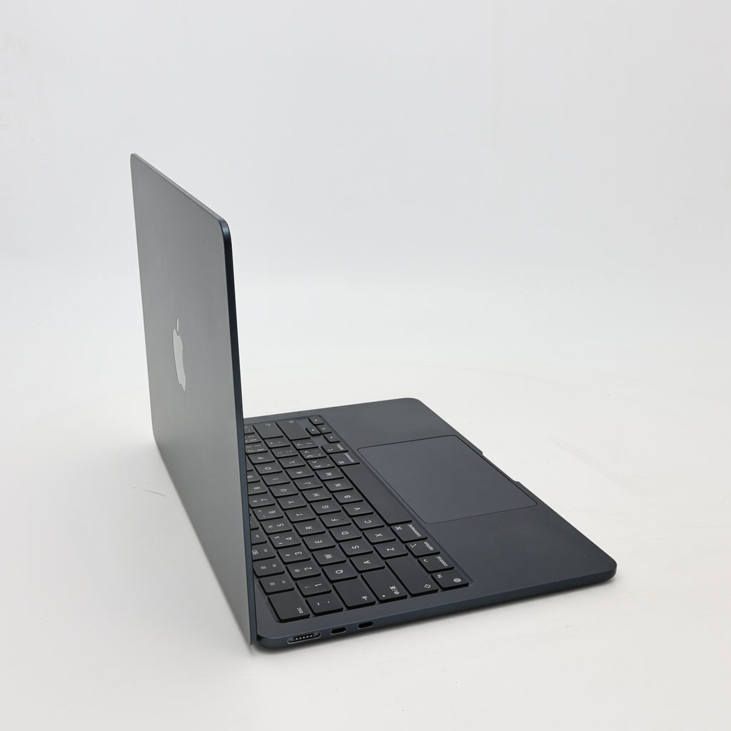 95新 Apple MacBook Air 24年 13寸 M3（8+8核） 8G RAM 256G SSD 午夜色