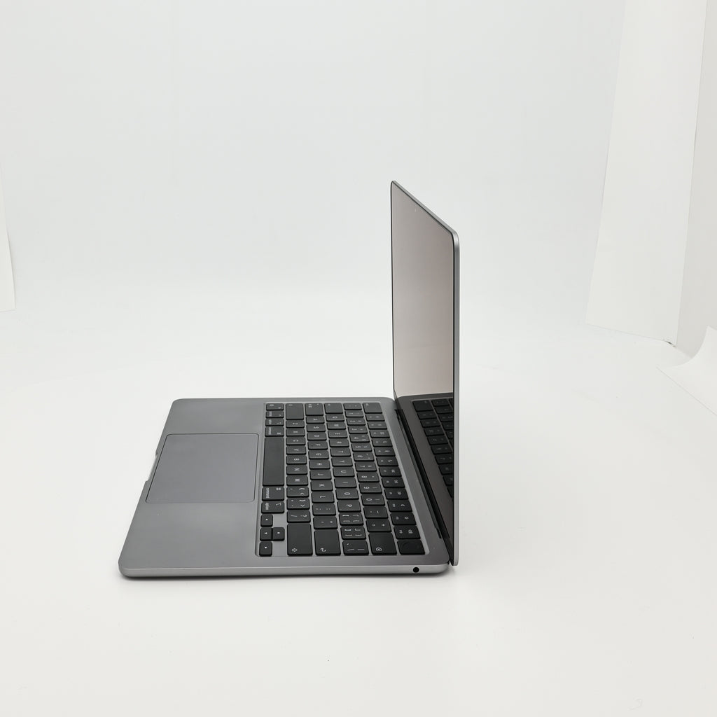 95新 Apple MacBook Air 22年 13寸 M2（8+10核） 8G RAM 512G SSD 深空灰色