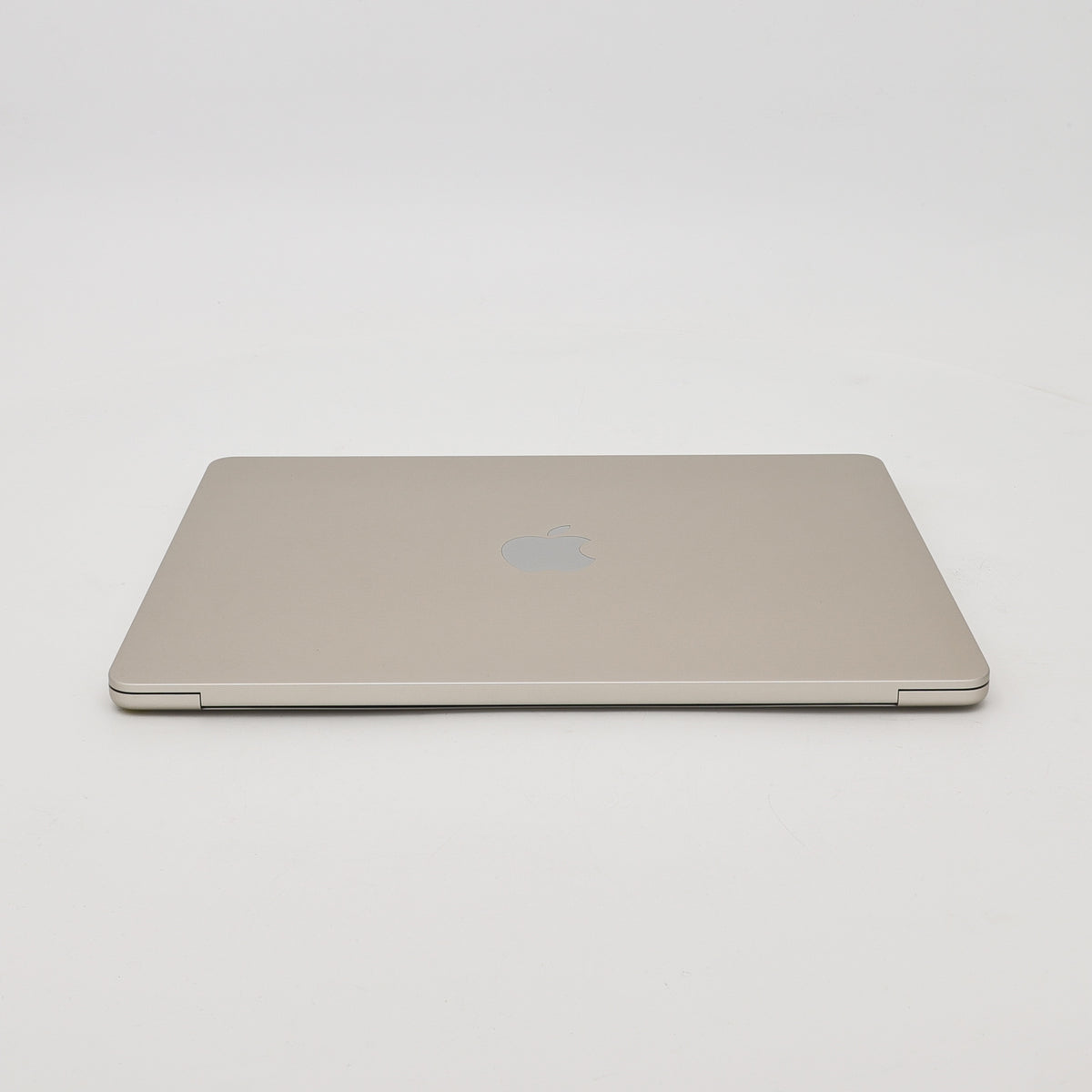 95新 Apple MacBook Air 24年 13寸 M3（8+8核） 8G RAM 256G SSD 星光色