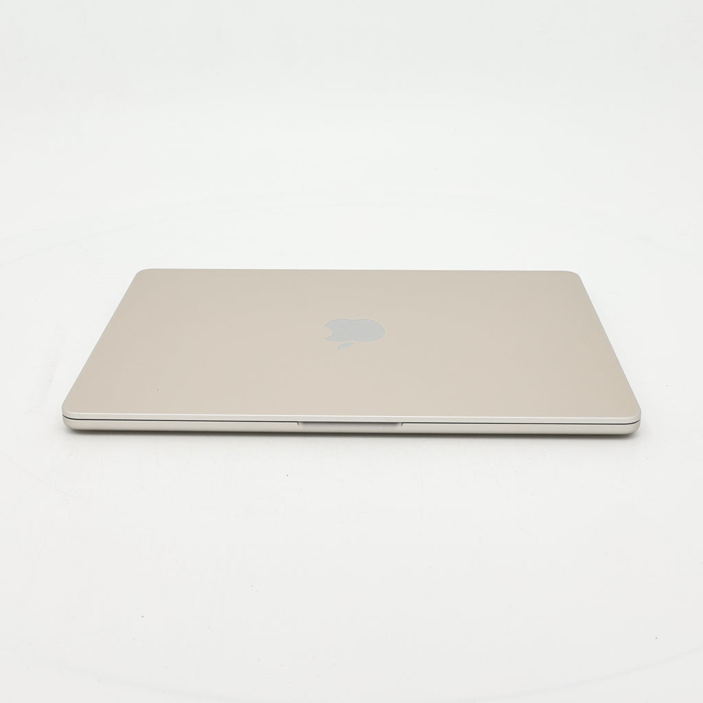 95新 Apple MacBook Air 22年 13寸 M2（8+10核） 8G RAM 512G SSD 星光色