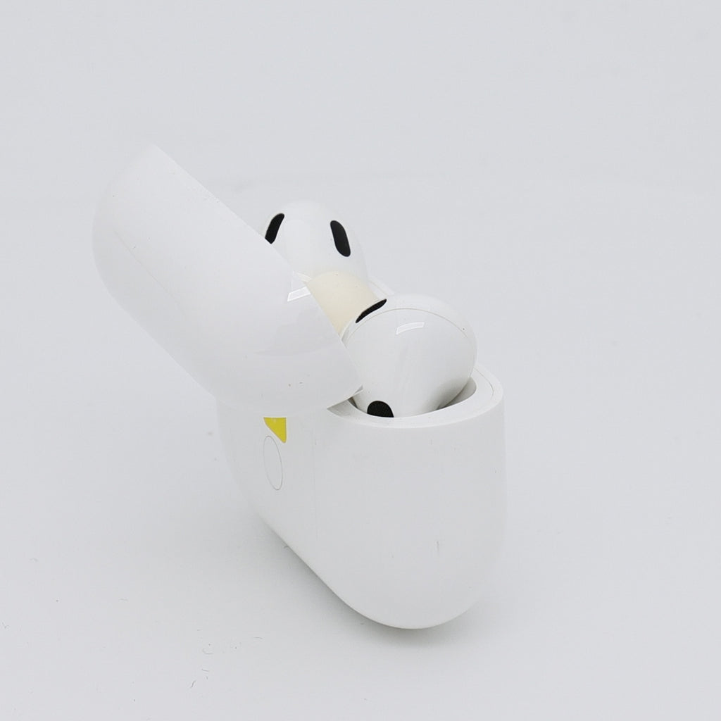 99新 Apple AirPods Pro 2 白色