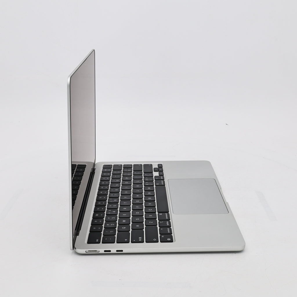 95新 Apple MacBook Air 22年 13寸 M2（8+8核） 8G RAM 512G SSD 銀色
