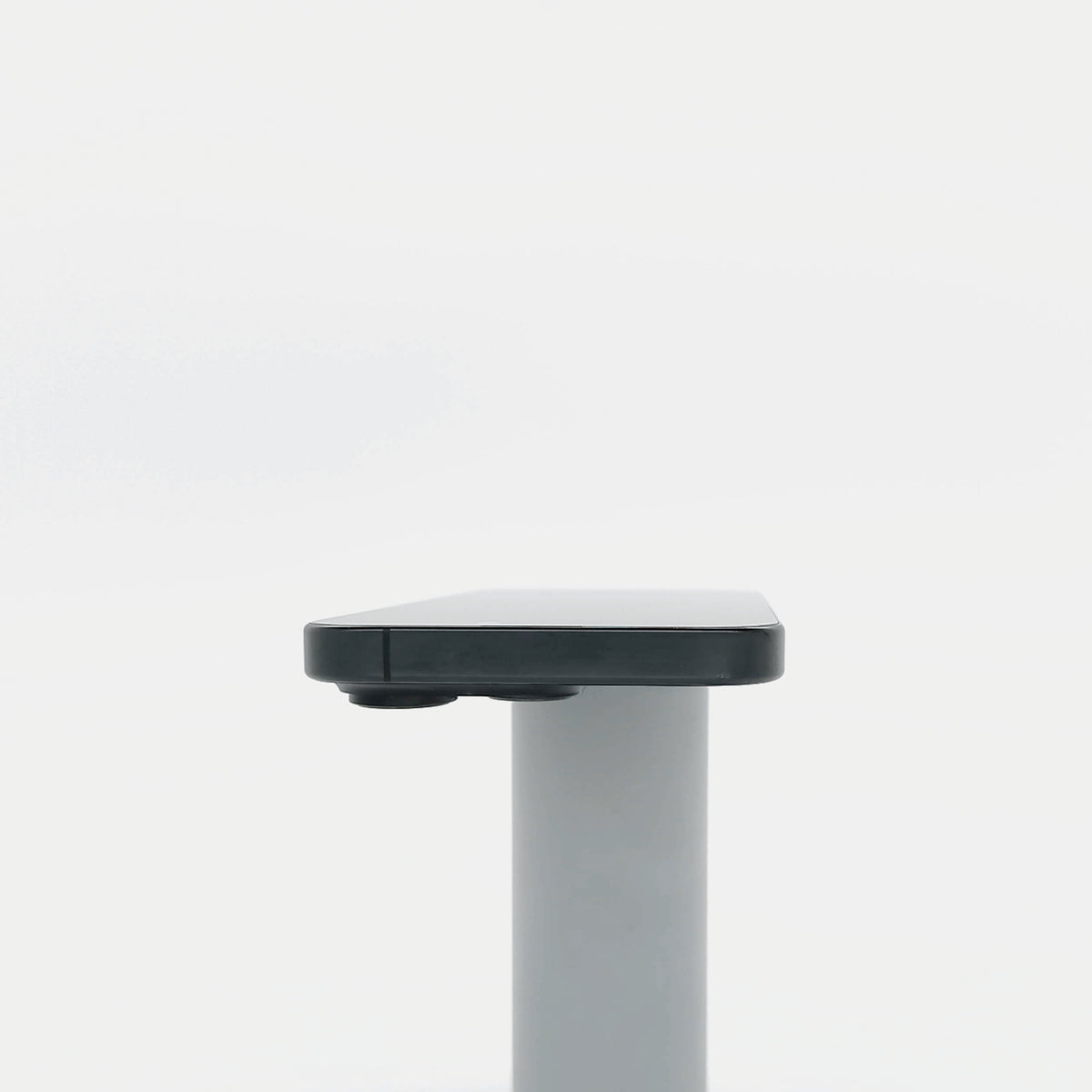 95新 Apple iPhone 16 Pro 128G 黑色鈦金屬 中國大陸版