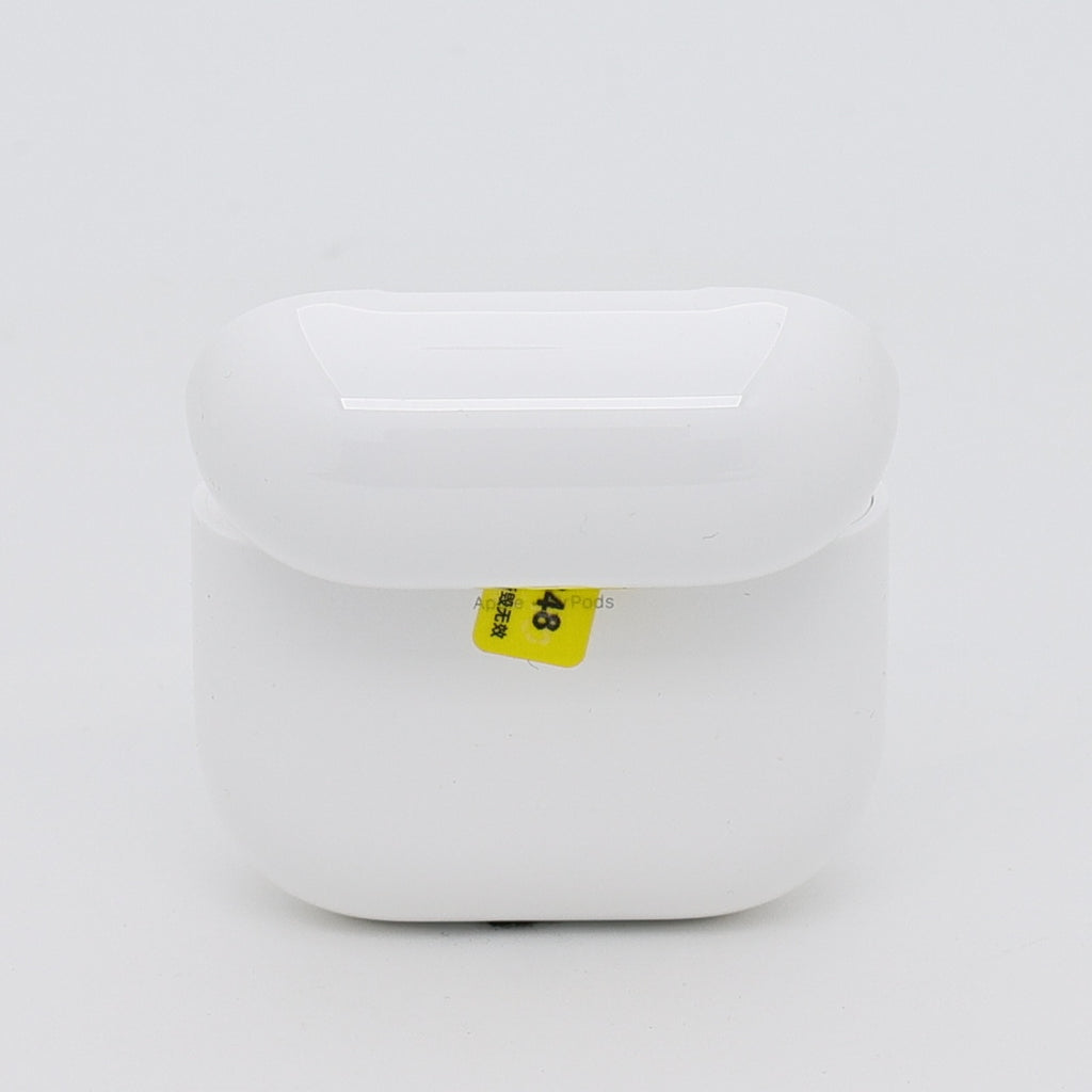 99新 Apple AirPods 5 白色