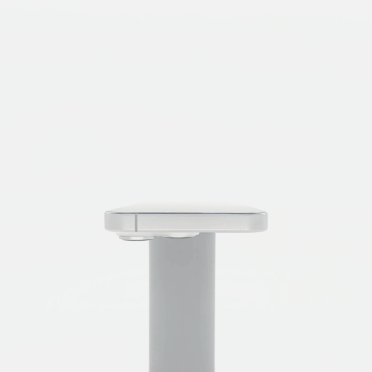 95新 Apple iPhone 16 Pro 128G 白色鈦金屬 中國大陸版