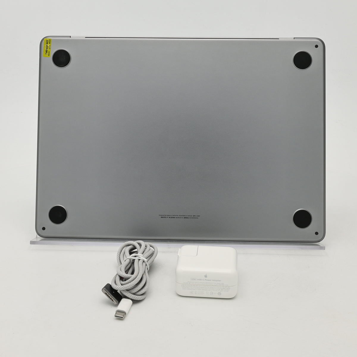 95新 Apple MacBook Air 22年 13寸 M2（8+10核） 16G RAM 256G SSD 深空灰色