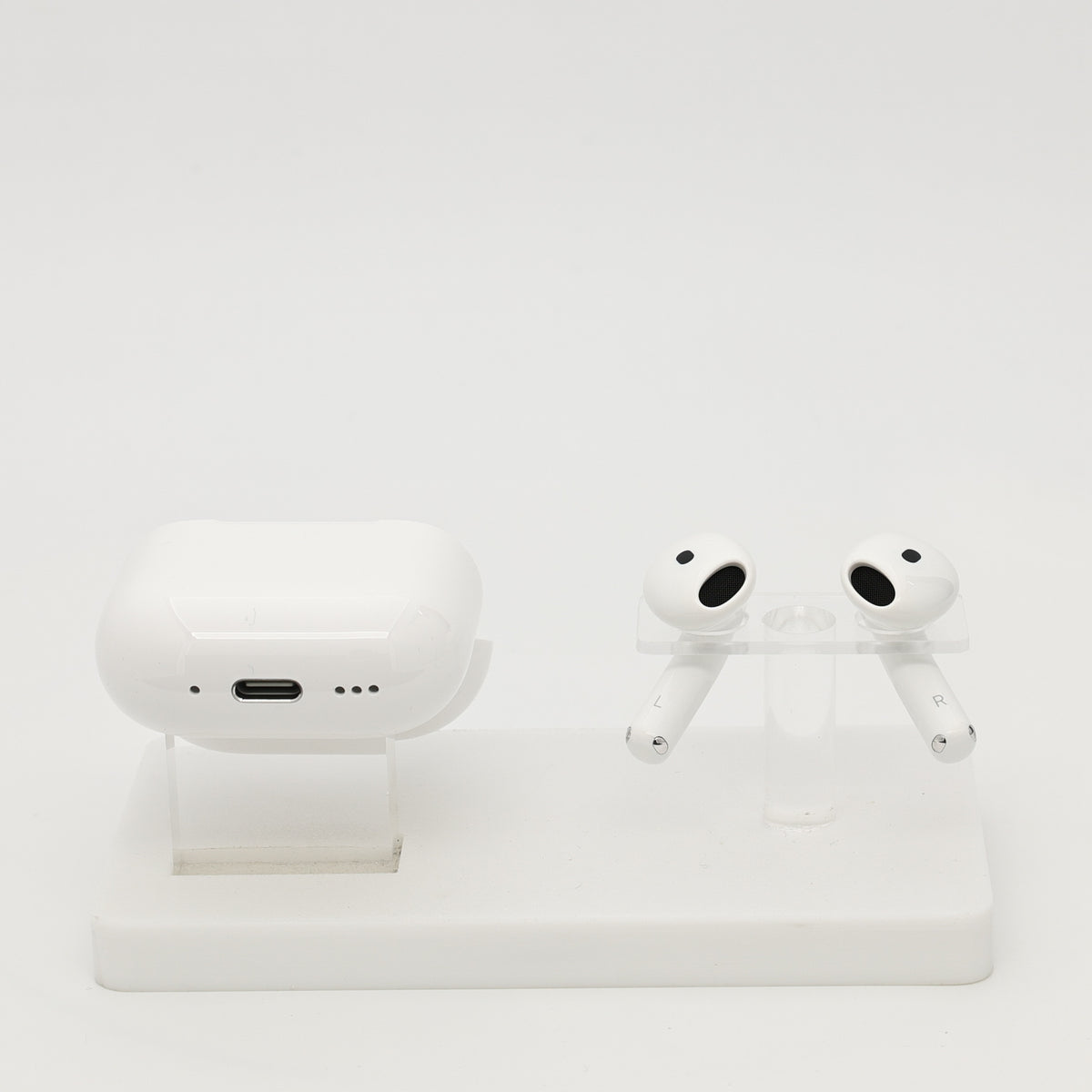 99新 Apple AirPods 5 白色