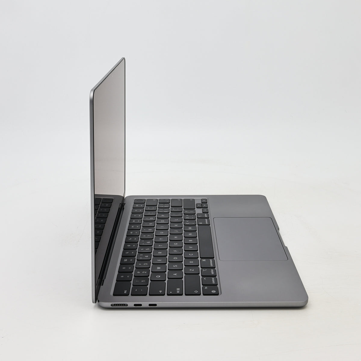 95新 Apple MacBook Air 22年 13寸 M2（8+8核） 8G RAM 256G SSD 深空灰色