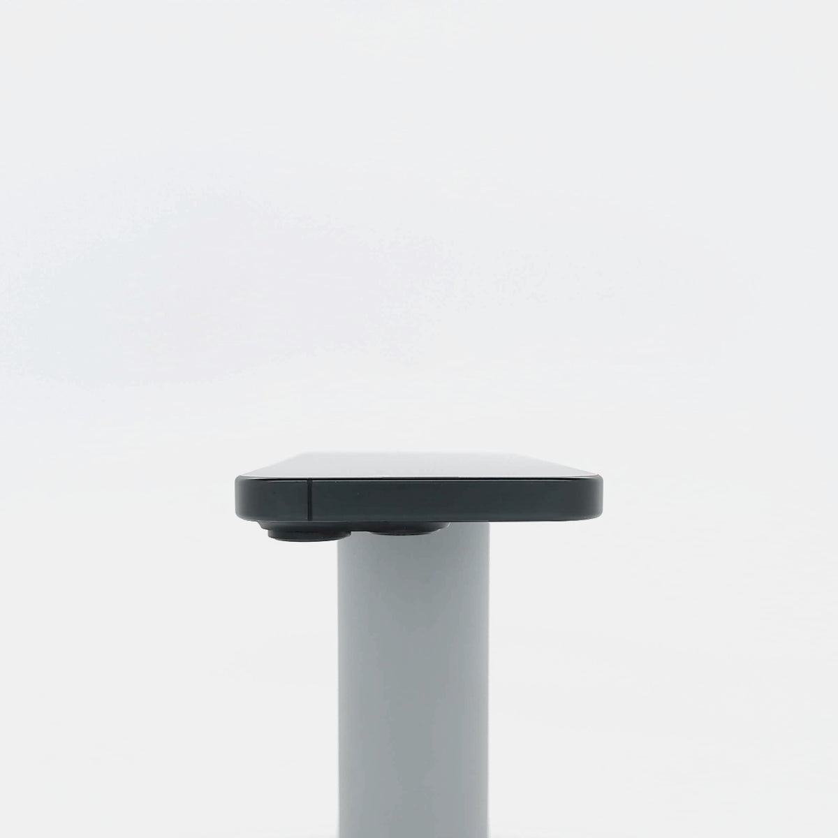 95新 Apple iPhone 16 Pro 128G 黑色鈦金屬 中國大陸版