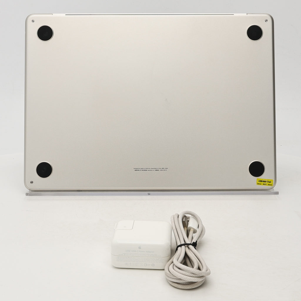 95新 Apple MacBook Air 22年 13寸 M2（8+8核） 8G RAM 256G SSD 星光色
