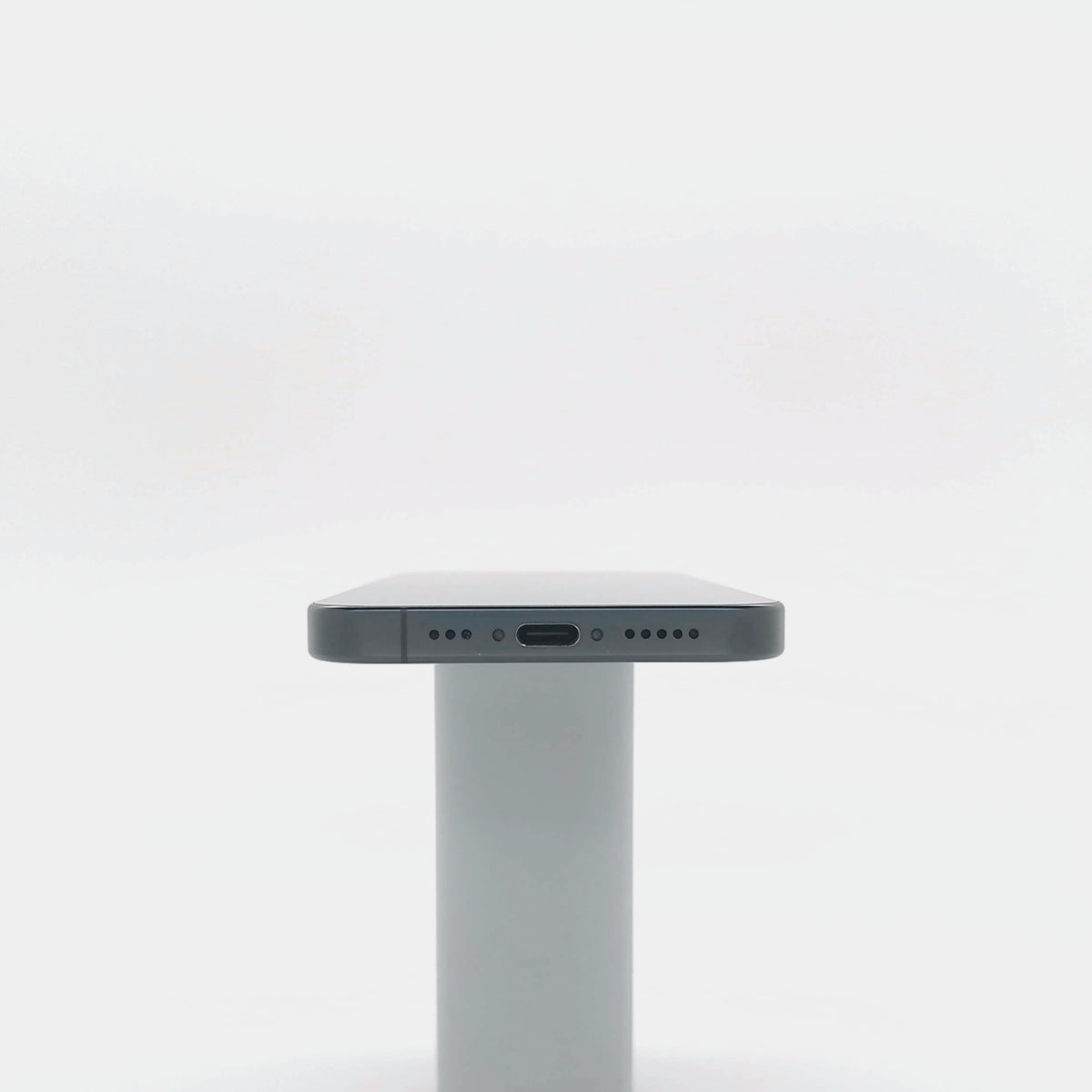 95新 Apple iPhone 16 Pro 128G 黑色鈦金屬 中國大陸版
