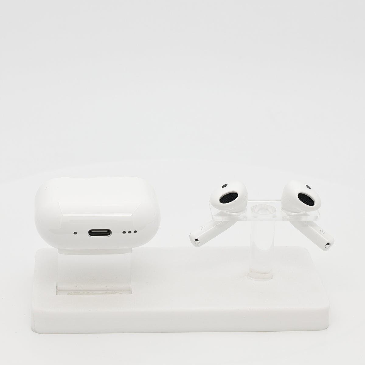 99新 Apple AirPods 5 白色