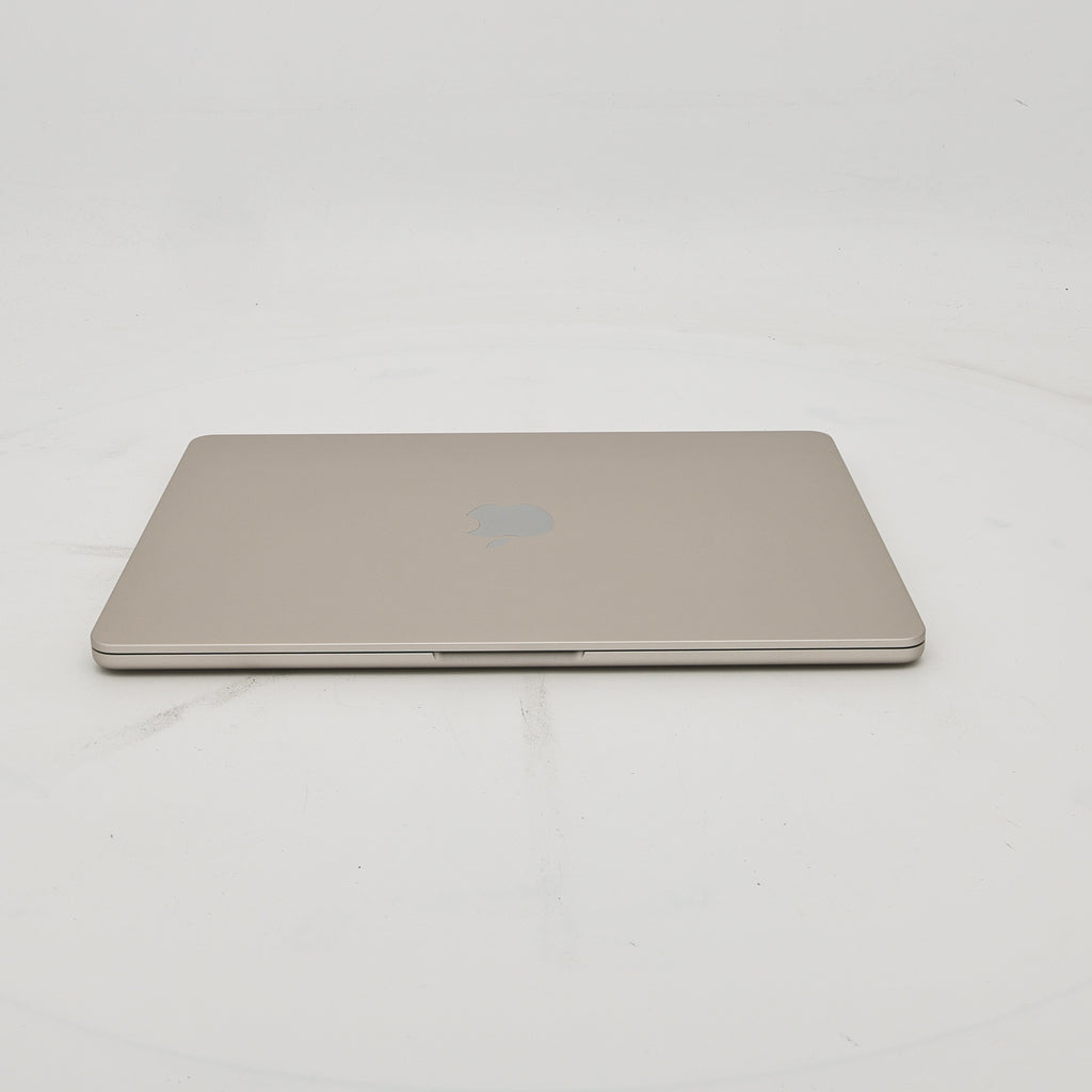99新 Apple MacBook Air 24年 13寸 M3（8+8核） 8G RAM 256G SSD 星光色