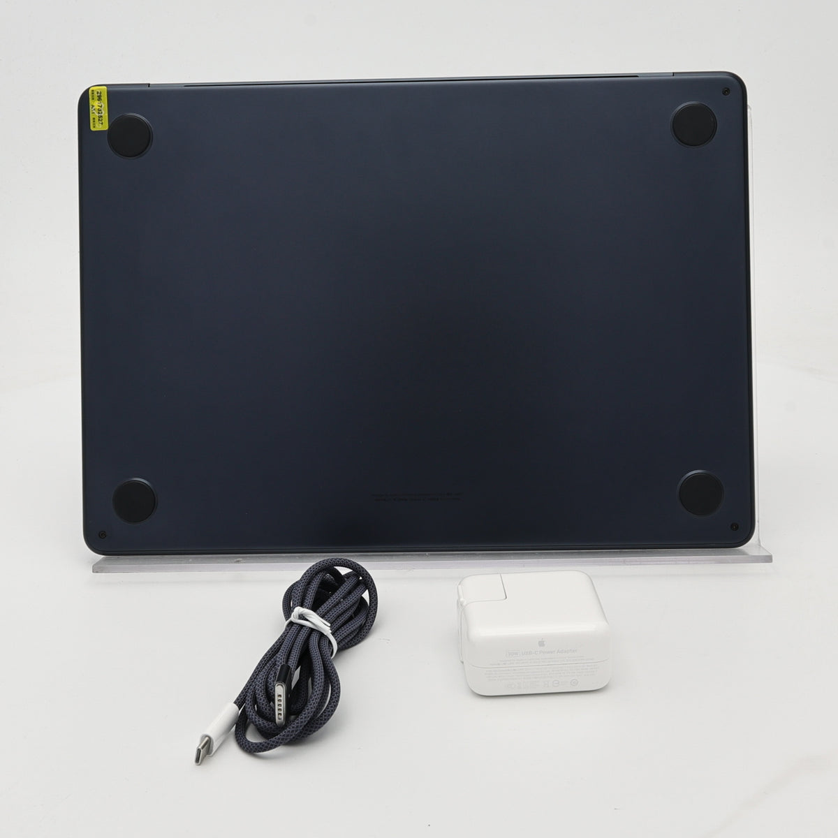 99新 Apple MacBook Air 22年 13寸 M2（8+8核） 8G RAM 256G SSD 午夜色