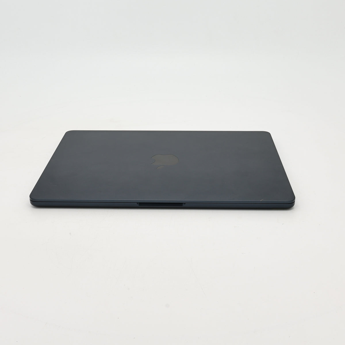 95新 Apple MacBook Air 22年 13寸 M2（8+8核） 16G RAM 256G SSD 深空灰色