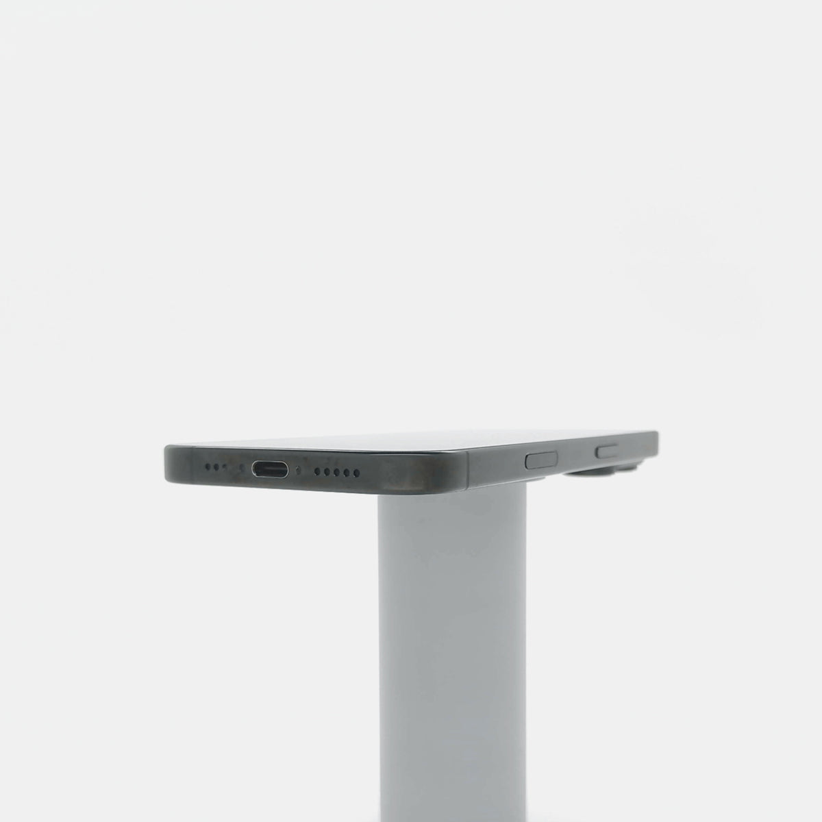 95新 Apple iPhone 16 Pro 128G 黑色鈦金屬 中國大陸版