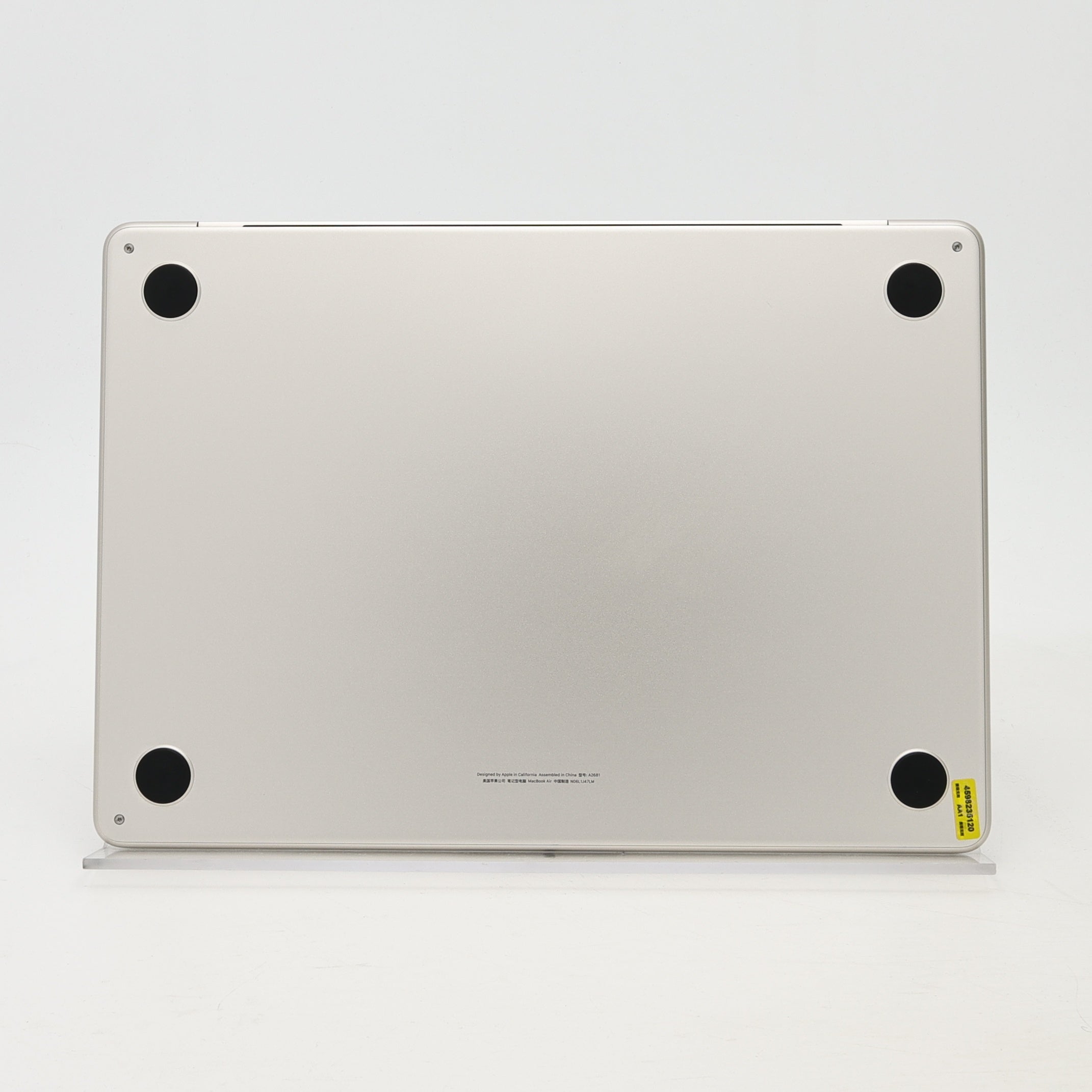 95新 Apple MacBook Air 22年 13寸 M2（8+8核） 8G RAM 256G SSD 星光色