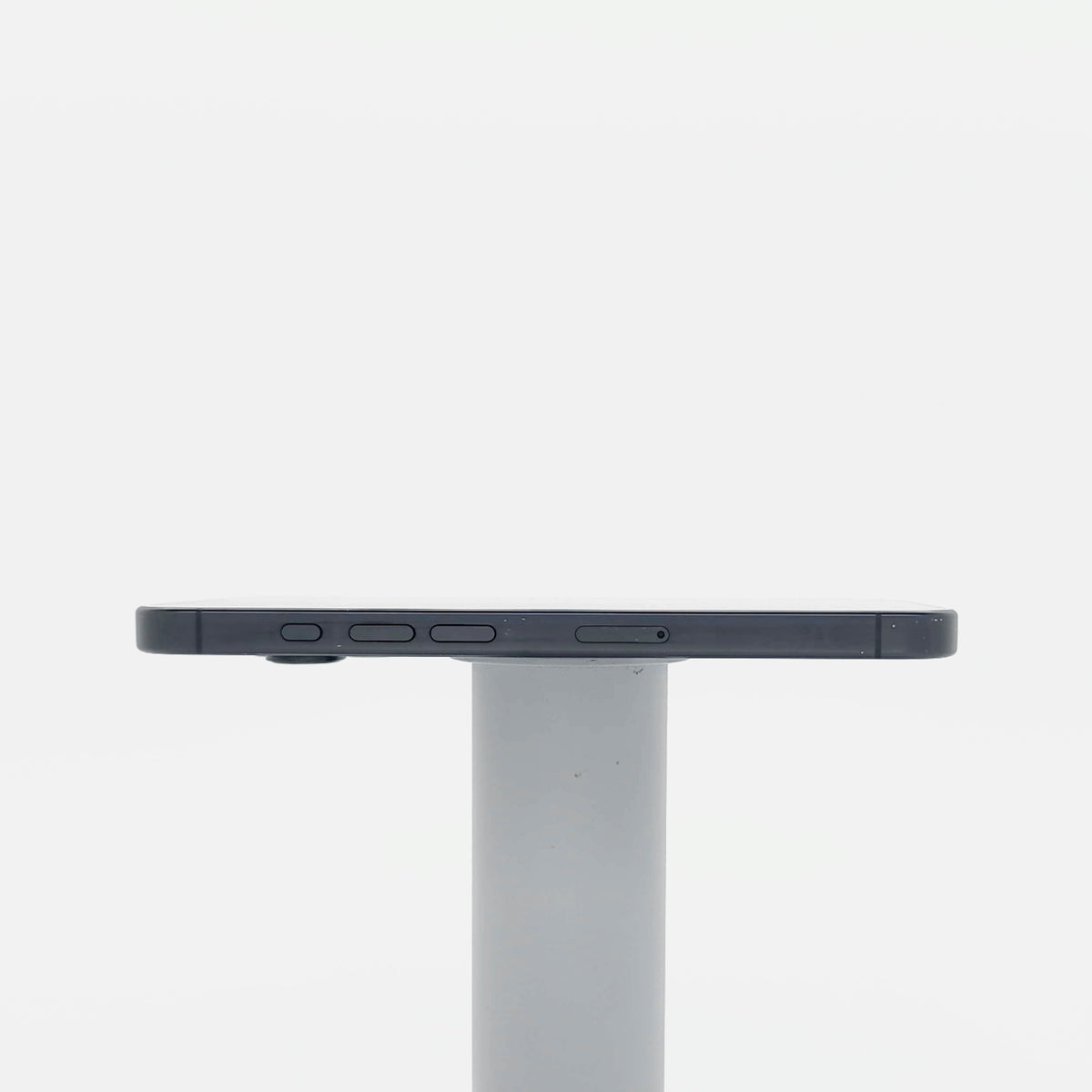 95新 Apple iPhone 16 Pro 128G 黑色鈦金屬 中國大陸版