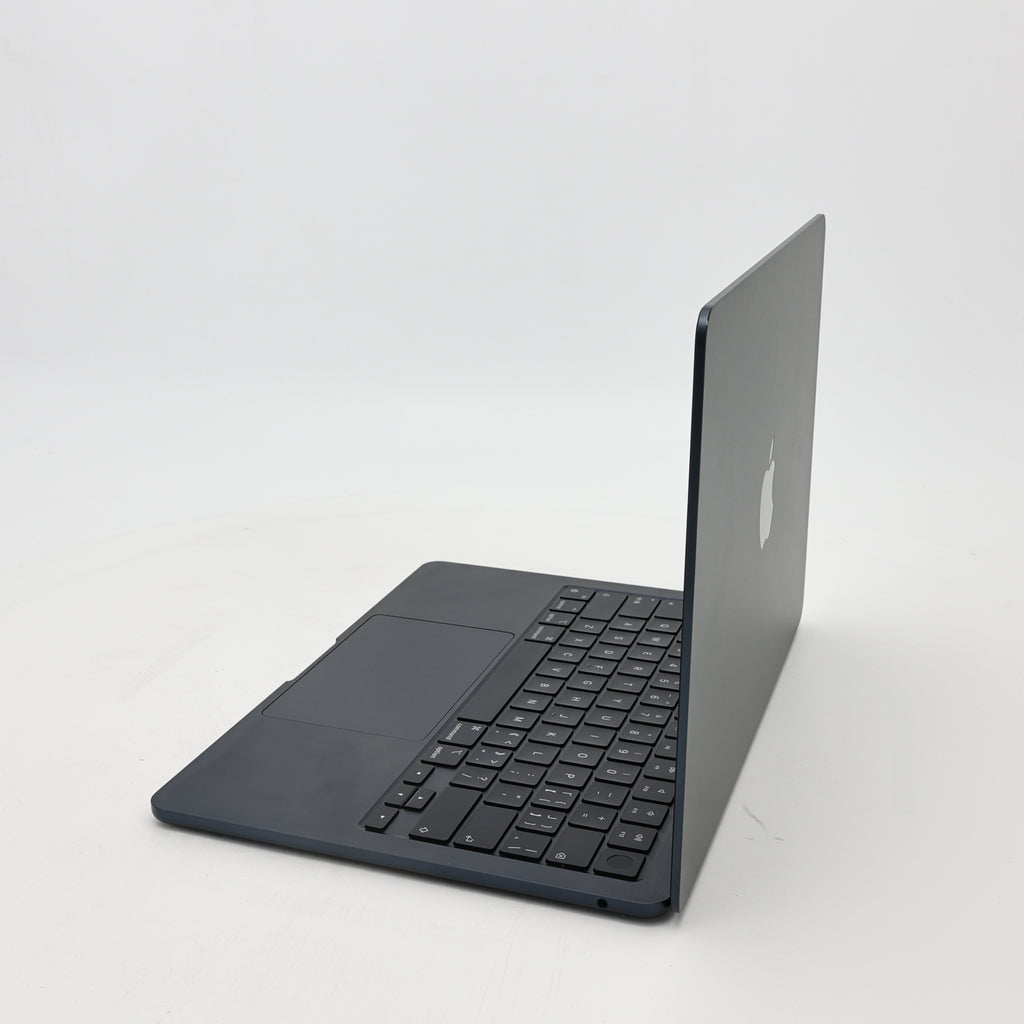 95新 Apple MacBook Air 22年 13寸 M2（8+8核） 8G RAM 256G SSD 午夜色
