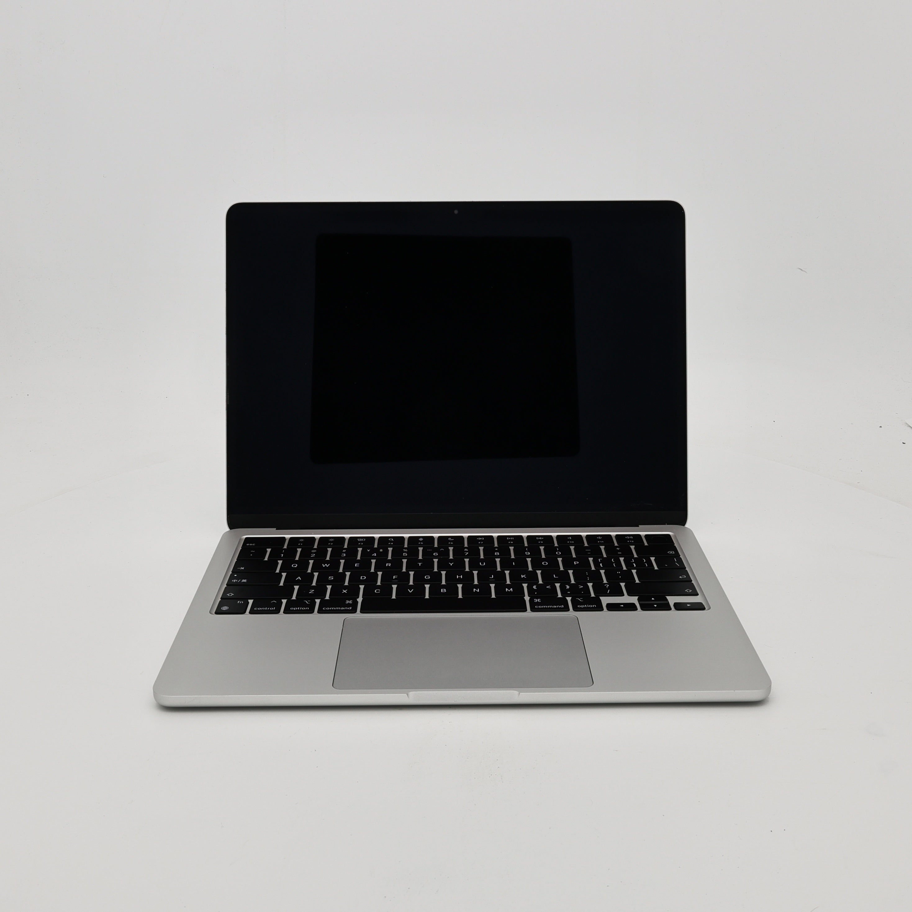 95新 Apple MacBook Air 22年 13寸 M2（8+8核） 8G RAM 256G SSD 銀色